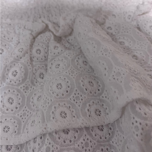 White Sunday’s soho everleigh skirt size Small - Picture 3 of 6